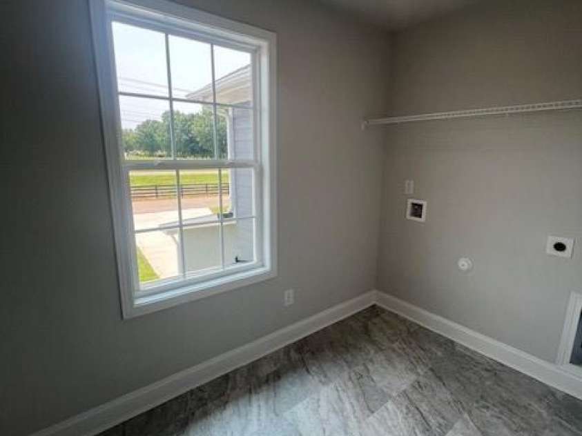122 Swan Park Lane, Statesville, NC 28625.  MLS# CAR4266811, YatesRealty ID 27486. 