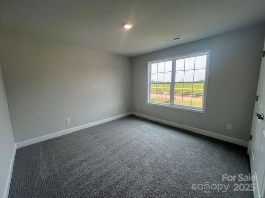 122 Swan Park Lane, Statesville, NC 28625.  MLS# CAR4266811, YatesRealty ID 27486. 
