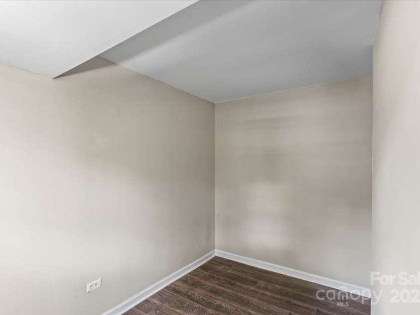 904 Edgewood Circle, Gastonia, NC 28052.  MLS# CAR4271349, YatesRealty ID 27487. 