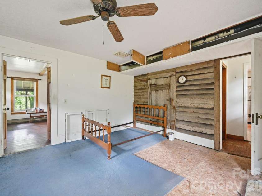 71 Warrior Road, Newland, NC 28657.  MLS# CAR4389465, YatesRealty ID 27488. 