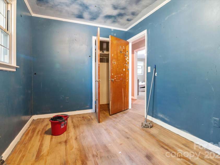 520 Summerow Road, Stanley, NC 28164.  MLS# CAR4278052, YatesRealty ID 27489. 