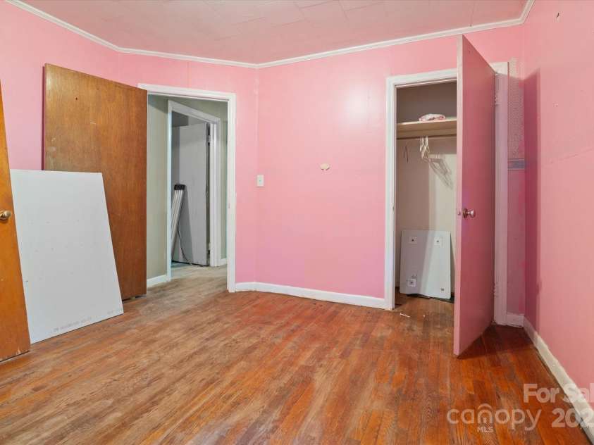 520 Summerow Road, Stanley, NC 28164.  MLS# CAR4278052, YatesRealty ID 27489. 