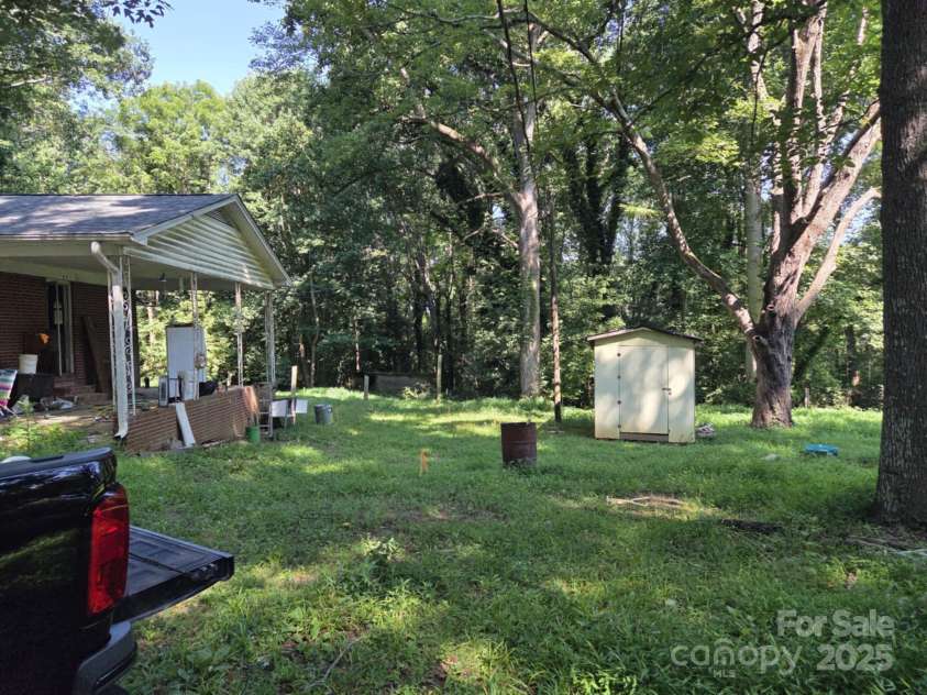 520 Summerow Road, Stanley, NC 28164.  MLS# CAR4278052, YatesRealty ID 27489. 