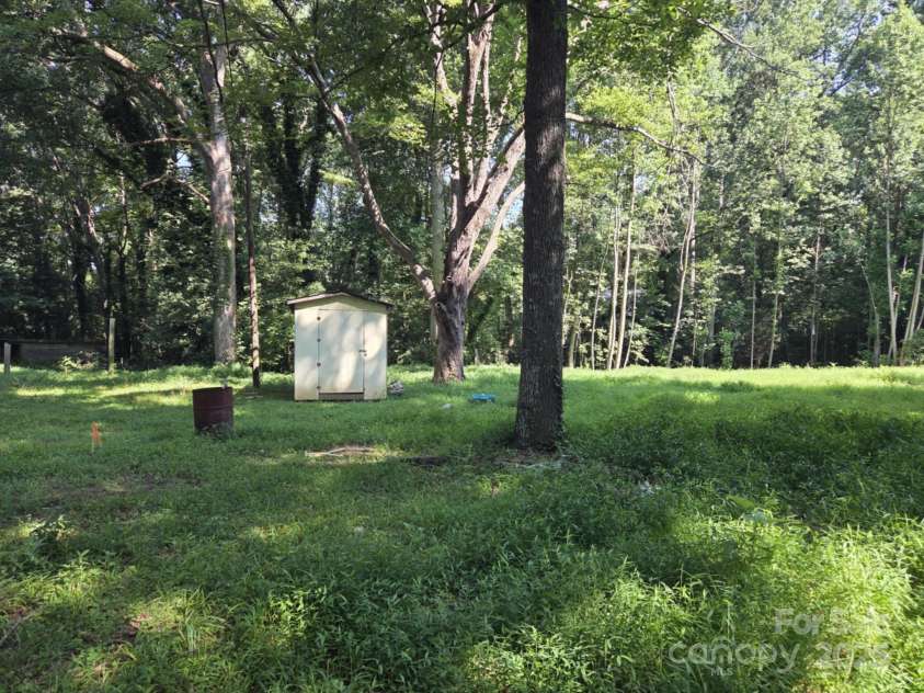 520 Summerow Road, Stanley, NC 28164.  MLS# CAR4278052, YatesRealty ID 27489. 