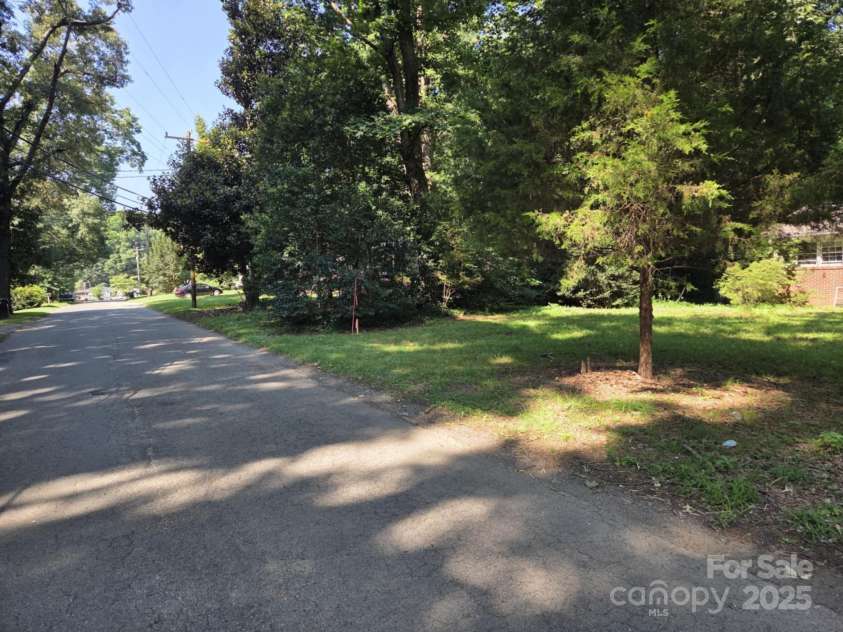 520 Summerow Road, Stanley, NC 28164.  MLS# CAR4278052, YatesRealty ID 27489. 