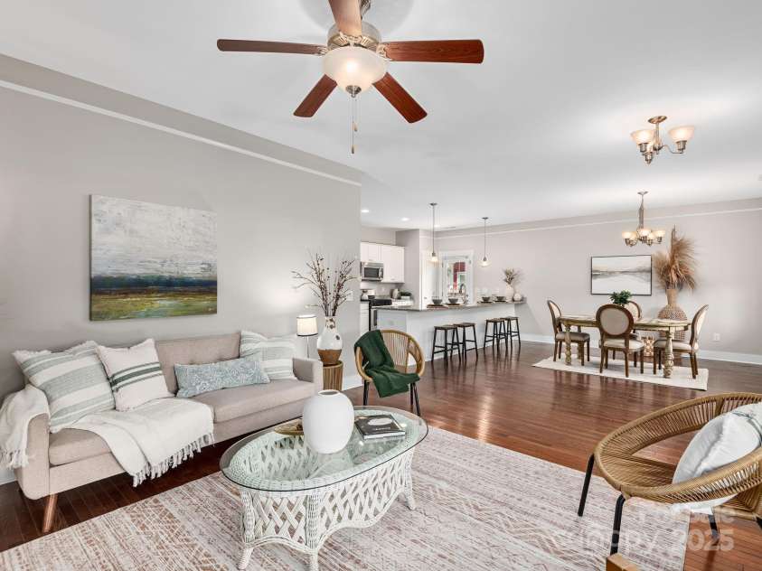 9 Hyde Park Place, Arden, NC 28704.  MLS# CAR4217038, YatesRealty ID 2749. 