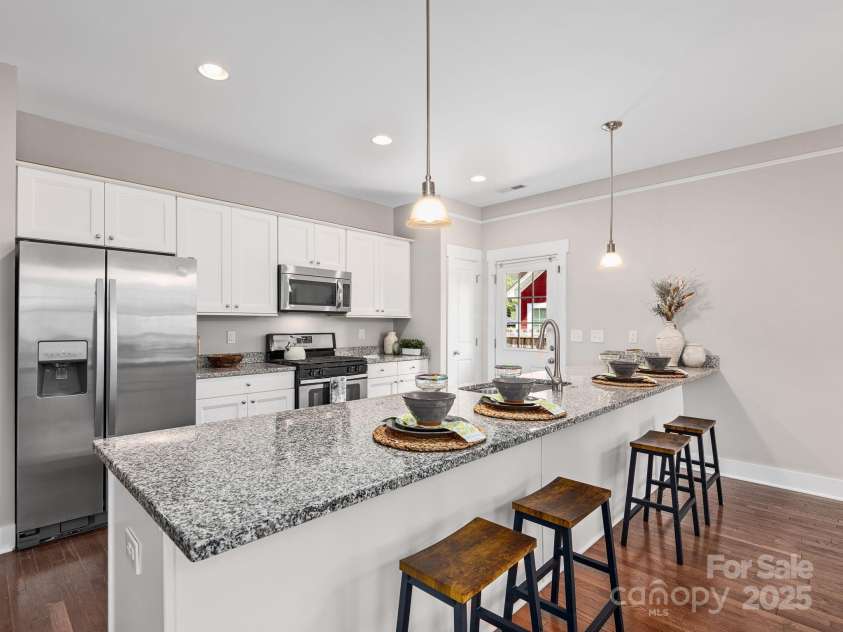 9 Hyde Park Place, Arden, NC 28704.  MLS# CAR4217038, YatesRealty ID 2749. 