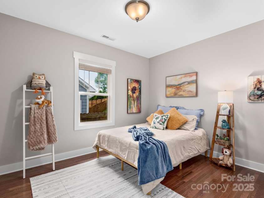 9 Hyde Park Place, Arden, NC 28704.  MLS# CAR4217038, YatesRealty ID 2749. 