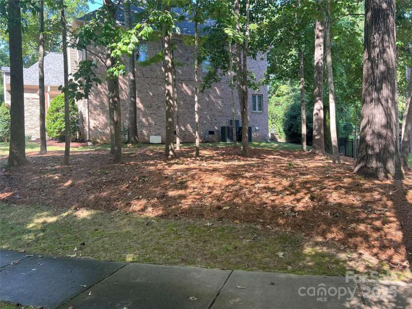 3519 McPherson Street, Waxhaw, NC 28173.  MLS# CAR4279631, YatesRealty ID 27492. Side Yard
