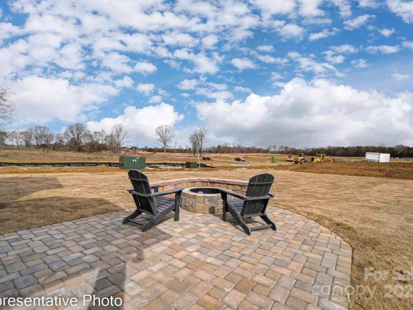 1320 Knob Creek Drive, Gastonia, NC 28054.  MLS# CAR4281293, YatesRealty ID 27493. 