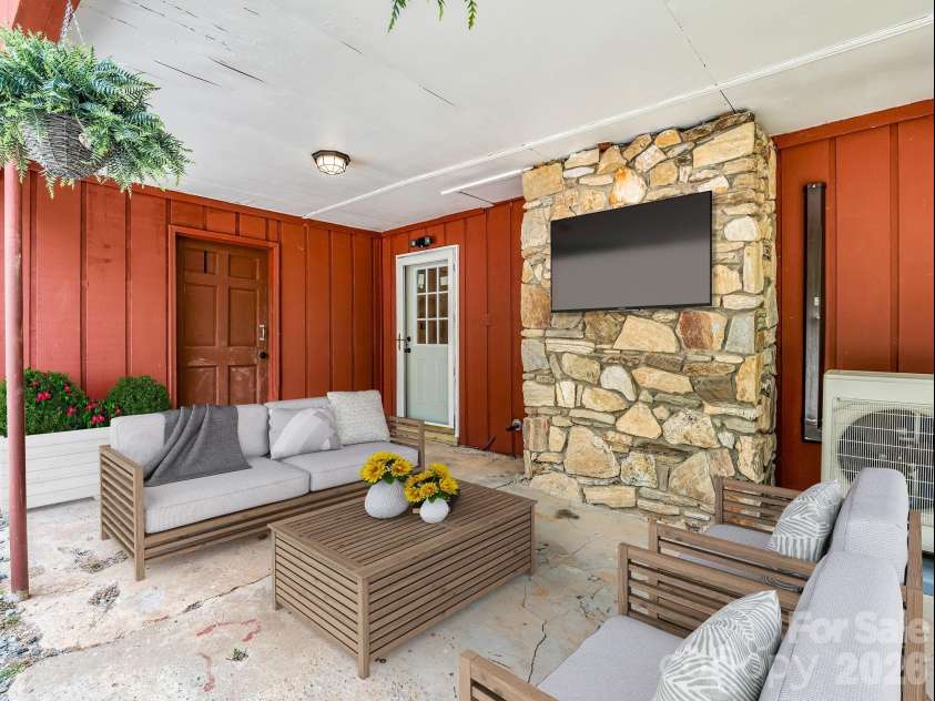 1395 Tillery Branch Road, Marshall, NC 28753.  MLS# CAR4385411, YatesRealty ID 27494. VIRTUALLY STAGED
