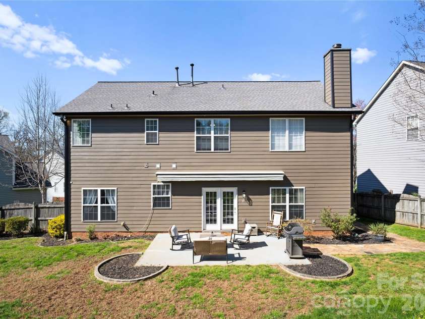 4704 Lone Tree Court, Charlotte, NC 28269.  MLS# CAR4375294, YatesRealty ID 27495. 