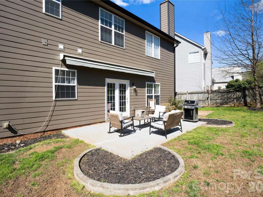 4704 Lone Tree Court, Charlotte, NC 28269.  MLS# CAR4375294, YatesRealty ID 27495. 