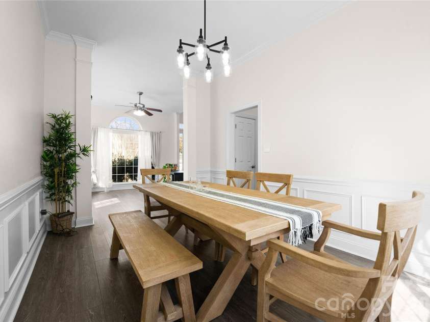 4704 Lone Tree Court, Charlotte, NC 28269.  MLS# CAR4375294, YatesRealty ID 27495. 