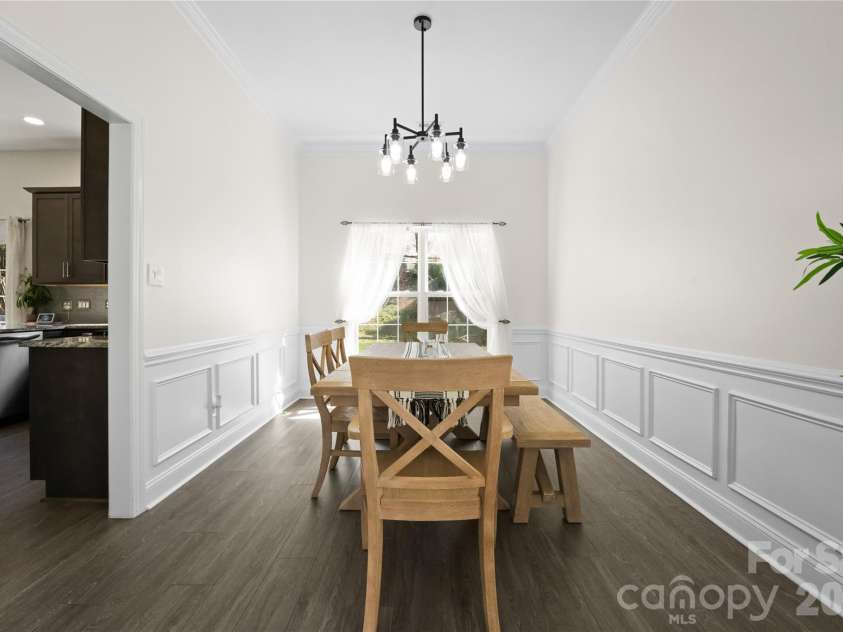 4704 Lone Tree Court, Charlotte, NC 28269.  MLS# CAR4375294, YatesRealty ID 27495. 