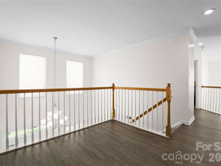 4704 Lone Tree Court, Charlotte, NC 28269.  MLS# CAR4375294, YatesRealty ID 27495. 