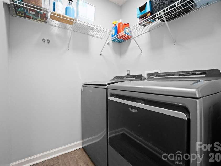 4704 Lone Tree Court, Charlotte, NC 28269.  MLS# CAR4375294, YatesRealty ID 27495. 