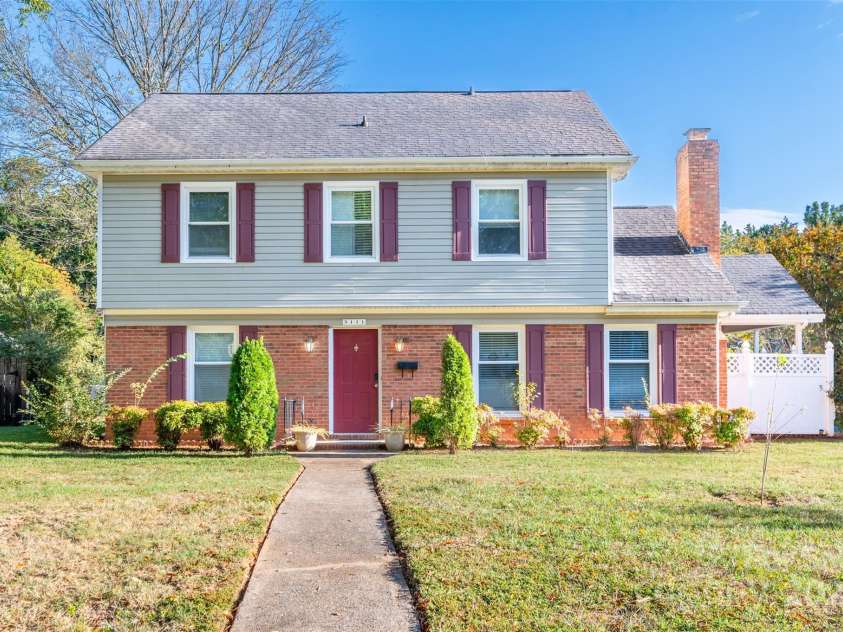 5111 Coronado Drive, Charlotte, NC 28212.  MLS# CAR4291385, YatesRealty ID 27496. 