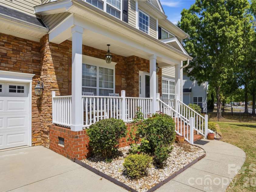 509 Evening Mist Drive, Fort Mill, SC 29708.  MLS# CAR4365881, YatesRealty ID 27497. 
