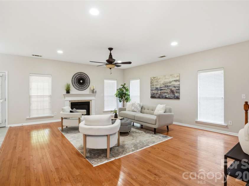 509 Evening Mist Drive, Fort Mill, SC 29708.  MLS# CAR4365881, YatesRealty ID 27497. 