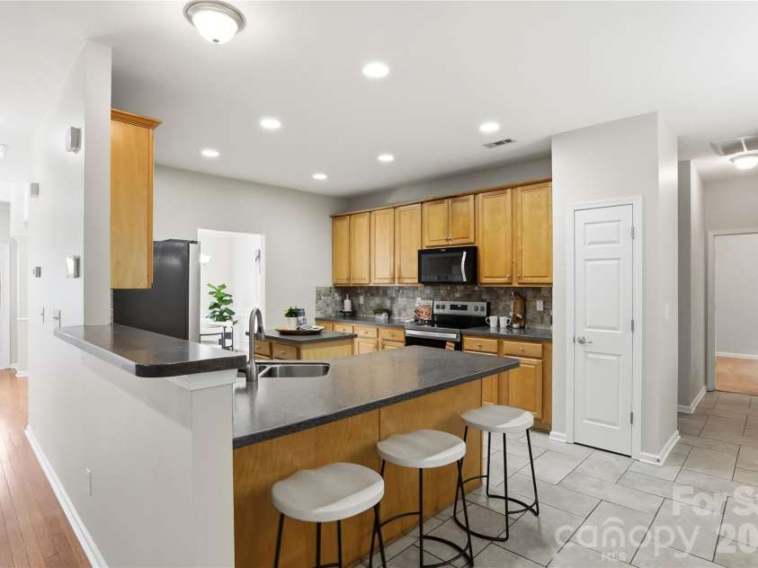 509 Evening Mist Drive, Fort Mill, SC 29708.  MLS# CAR4365881, YatesRealty ID 27497. 