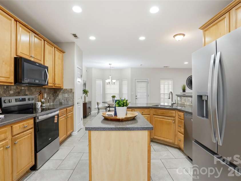509 Evening Mist Drive, Fort Mill, SC 29708.  MLS# CAR4365881, YatesRealty ID 27497. 