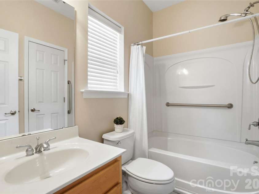 509 Evening Mist Drive, Fort Mill, SC 29708.  MLS# CAR4365881, YatesRealty ID 27497. 