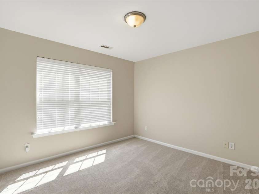 509 Evening Mist Drive, Fort Mill, SC 29708.  MLS# CAR4365881, YatesRealty ID 27497. 