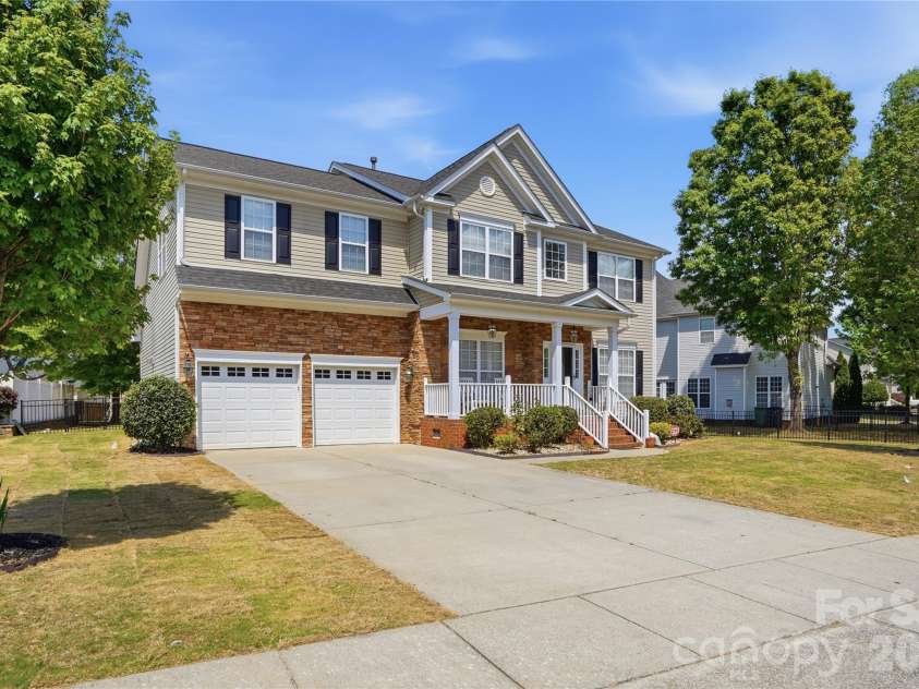 509 Evening Mist Drive, Fort Mill, SC 29708.  MLS# CAR4420552, YatesRealty ID 27497. 