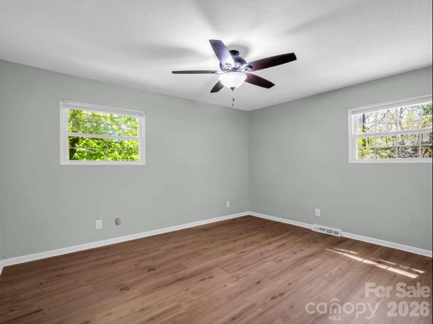 31 Firefly Lane, Saluda, NC 28773.  MLS# CAR4370921, YatesRealty ID 27498. Bedroom 3-Main Level
