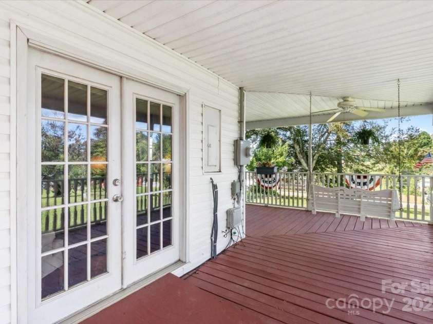 201 Murphy Hill Road, Weaverville, NC 28787.  MLS# CAR4296849, YatesRealty ID 275. 