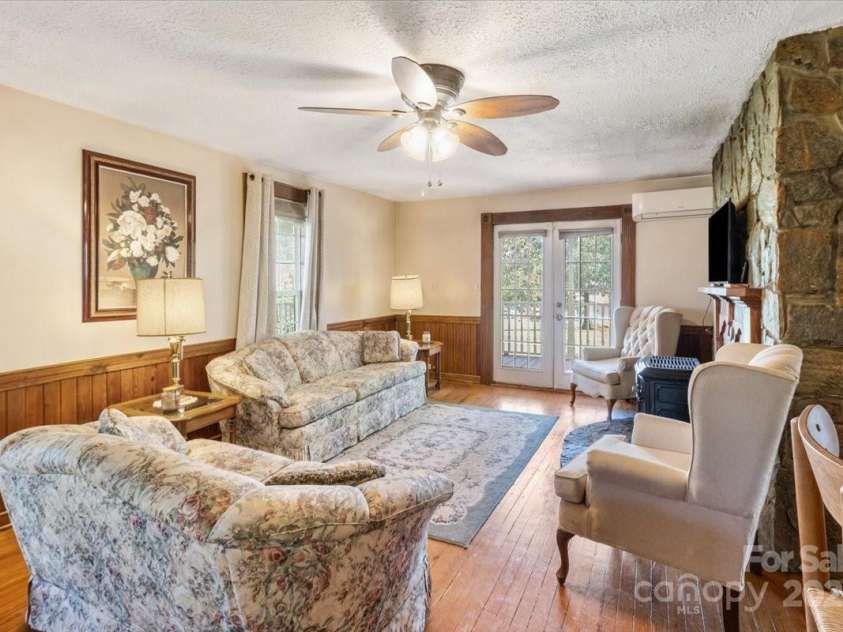 201 Murphy Hill Road, Weaverville, NC 28787.  MLS# CAR4296849, YatesRealty ID 275. 