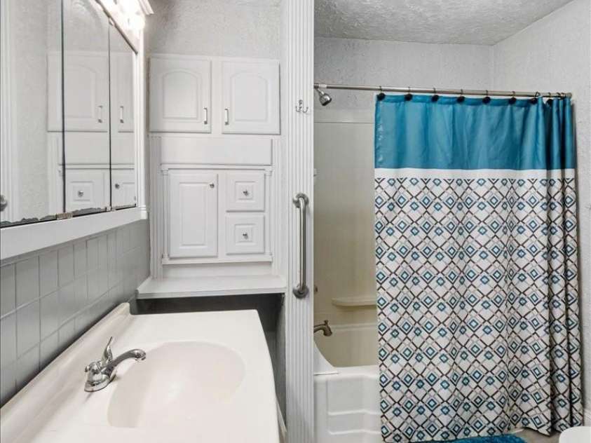 201 Murphy Hill Road, Weaverville, NC 28787.  MLS# CAR4296849, YatesRealty ID 275. 