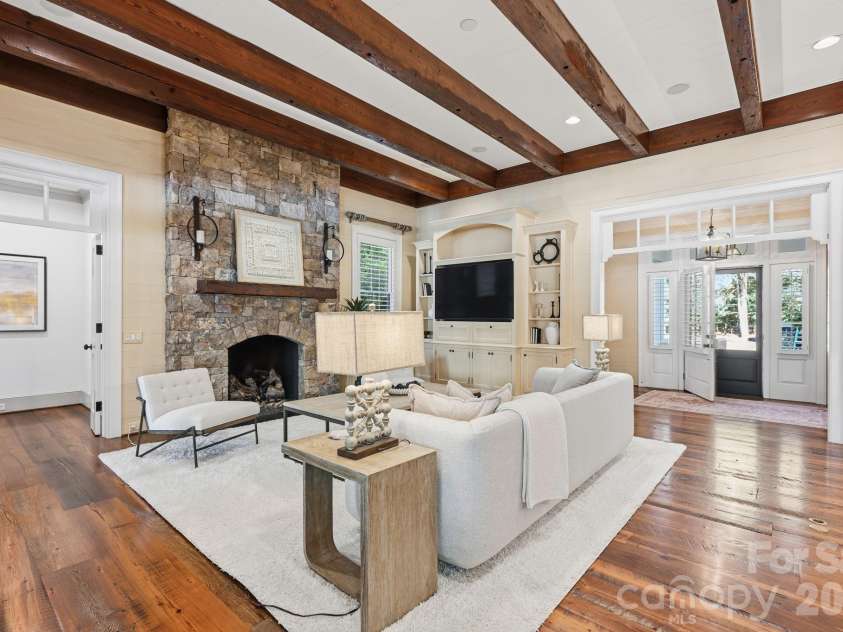 166 Iron Gate Circle, Mooresville, NC 28117.  MLS# CAR4314409, YatesRealty ID 2750. 