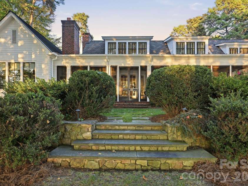 166 Iron Gate Circle, Mooresville, NC 28117.  MLS# CAR4314409, YatesRealty ID 2750. 