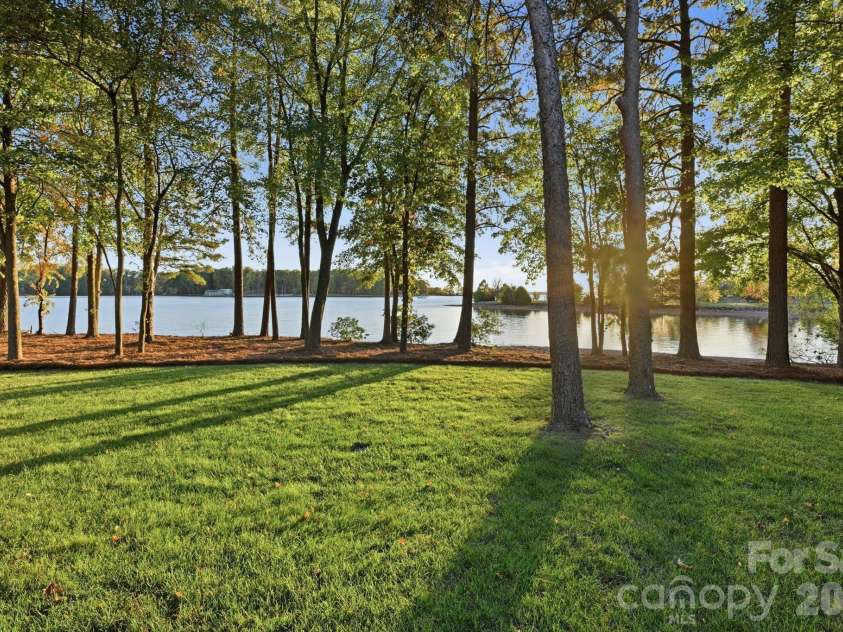 166 Iron Gate Circle, Mooresville, NC 28117.  MLS# CAR4314409, YatesRealty ID 2750. 