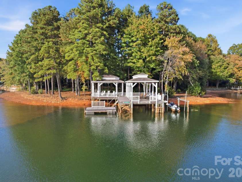 166 Iron Gate Circle, Mooresville, NC 28117.  MLS# CAR4314409, YatesRealty ID 2750. 