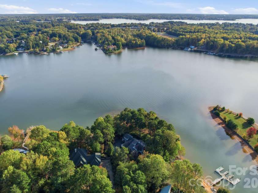 166 Iron Gate Circle, Mooresville, NC 28117.  MLS# CAR4314409, YatesRealty ID 2750. 