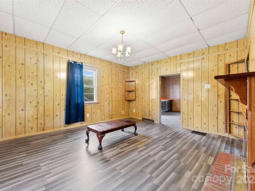 217 Highland Street, Gastonia, NC 28052.  MLS# CAR4260971, YatesRealty ID 2750. 