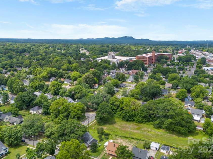 217 Highland Street, Gastonia, NC 28052.  MLS# CAR4260971, YatesRealty ID 2750. 