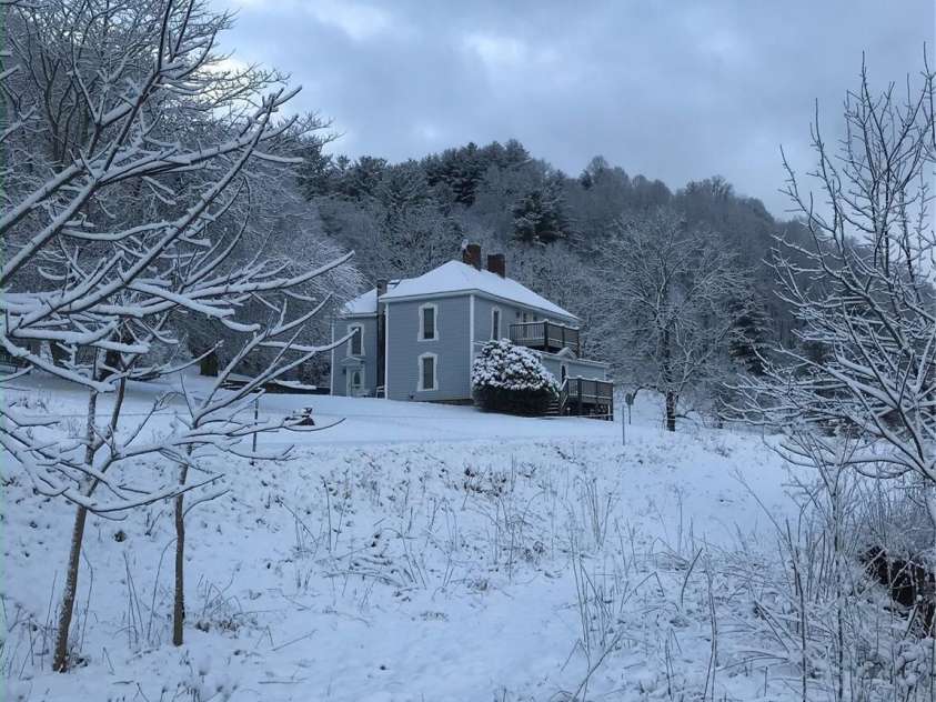 4606 Garvey Bridge Road, Crumpler, NC 28617.  MLS# CAR4279207, YatesRealty ID 27501. 
