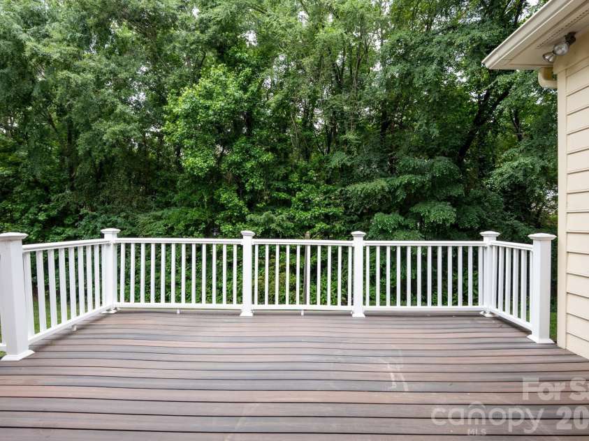 9232 Hemingford Court, Charlotte, NC 28277.  MLS# CAR4385313, YatesRealty ID 27501. 