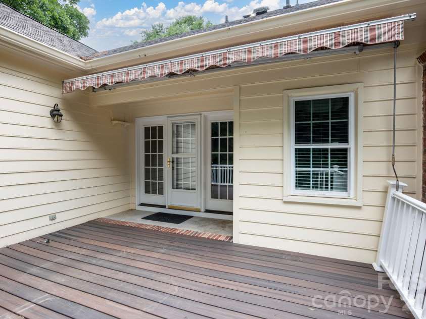 9232 Hemingford Court, Charlotte, NC 28277.  MLS# CAR4385313, YatesRealty ID 27501. 