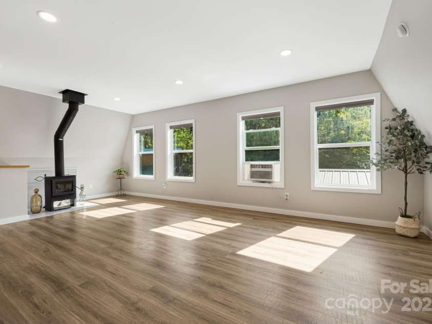 1101 Line Runner Ridge Road, Rosman, NC 28772.  MLS# CAR4280963, YatesRealty ID 27502. 