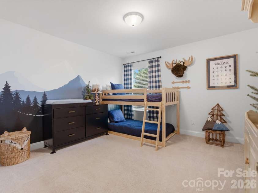6024 Hampstead Pond Lane, Matthews, NC 28105.  MLS# CAR4383770, YatesRealty ID 27502. 