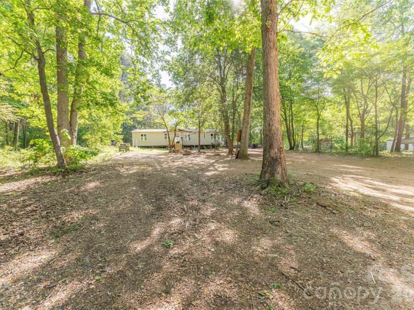 6132 Sherwood Lane, Denver, NC 28037.  MLS# CAR4375376, YatesRealty ID 27503. 