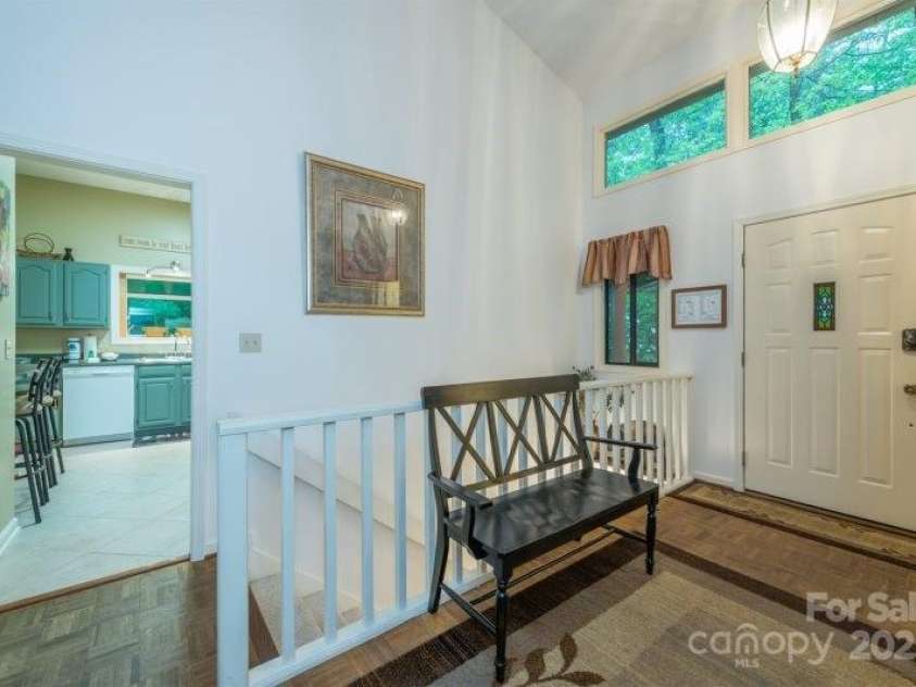 132 Fern Loop, Lake Lure, NC 28746.  MLS# CAR4283384, YatesRealty ID 27504. 