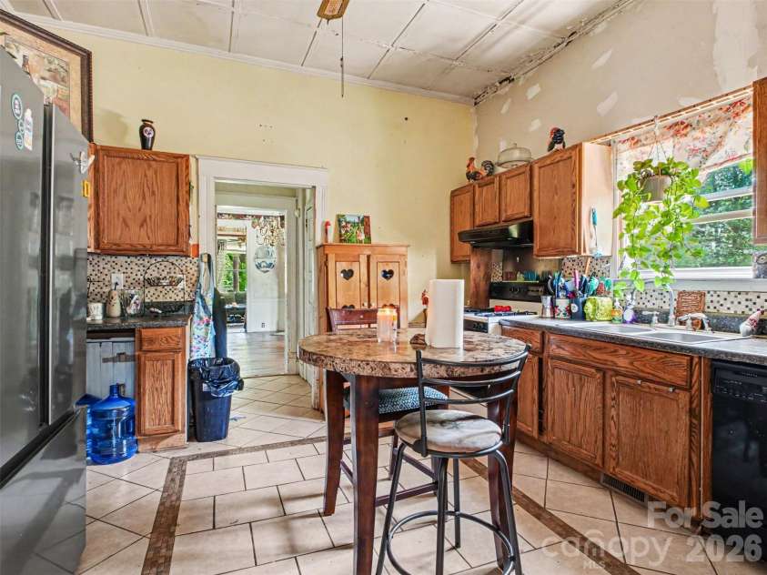 1932 Topic Street, Shelby, NC 28152.  MLS# CAR4381845, YatesRealty ID 27504. 