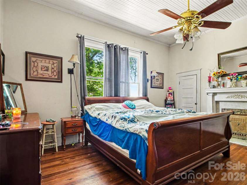 1932 Topic Street, Shelby, NC 28152.  MLS# CAR4381845, YatesRealty ID 27504. 