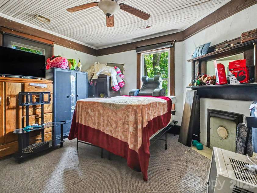 1932 Topic Street, Shelby, NC 28152.  MLS# CAR4381845, YatesRealty ID 27504. 